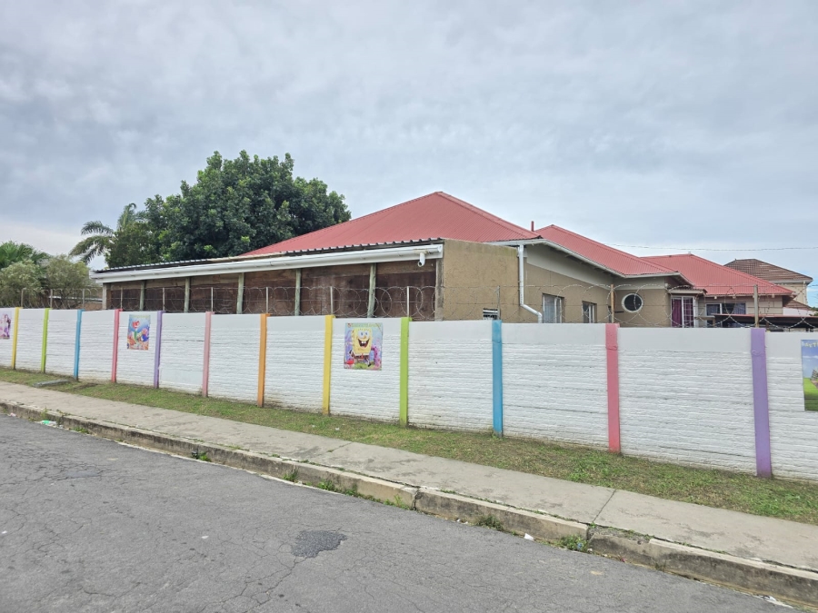 7 Bedroom Property for Sale in Cambridge Eastern Cape
